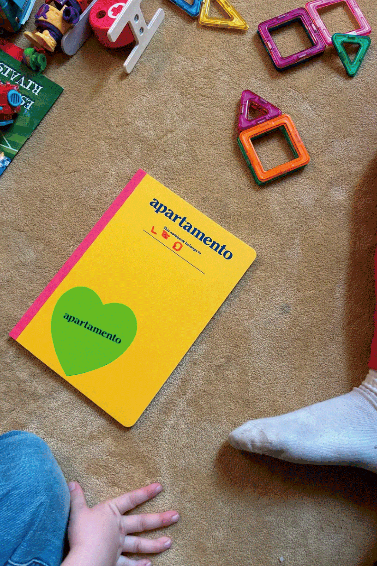 APARTAMENTO NOTEBOOKS Yellow + Heart Sticker - 0fr. Tokyo