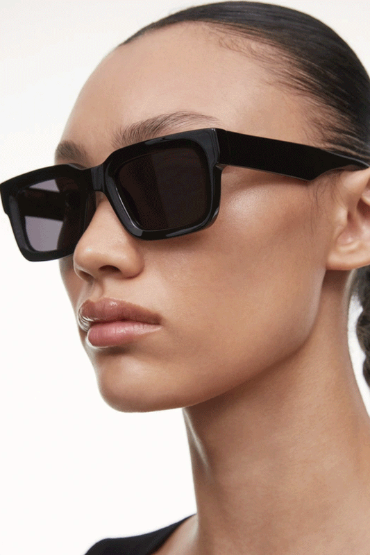 05 Square Shape Sunglasses Black