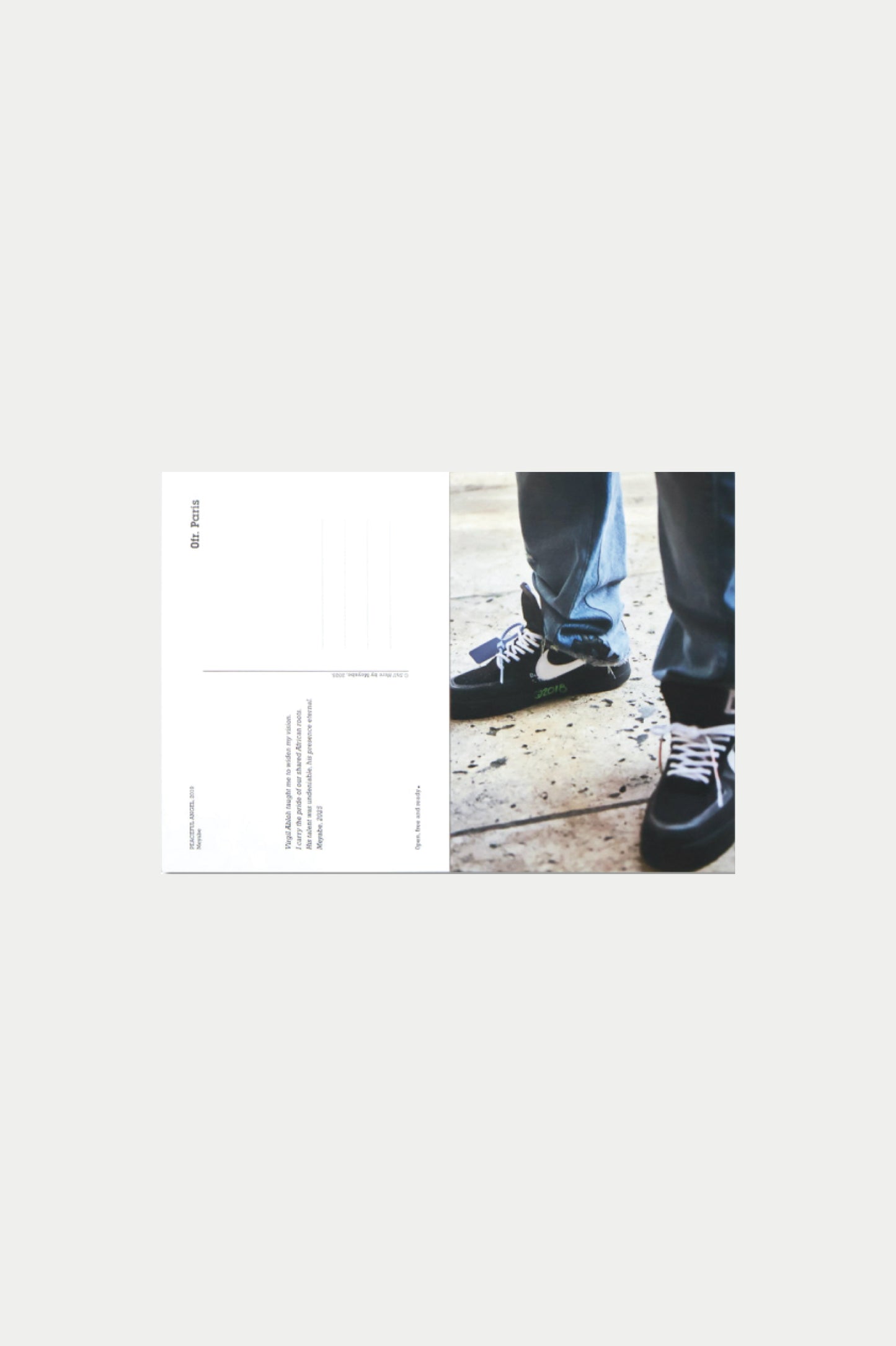 0fr. STILL HERE Postcardbook