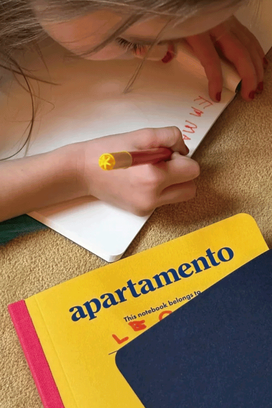 APARTAMENTO NOTEBOOKS Dark Blue + Heart Sticker