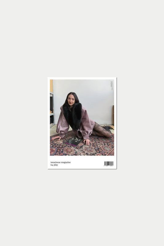 Issueissue Magazine 04 Play, Tish Weinstock in Gucci