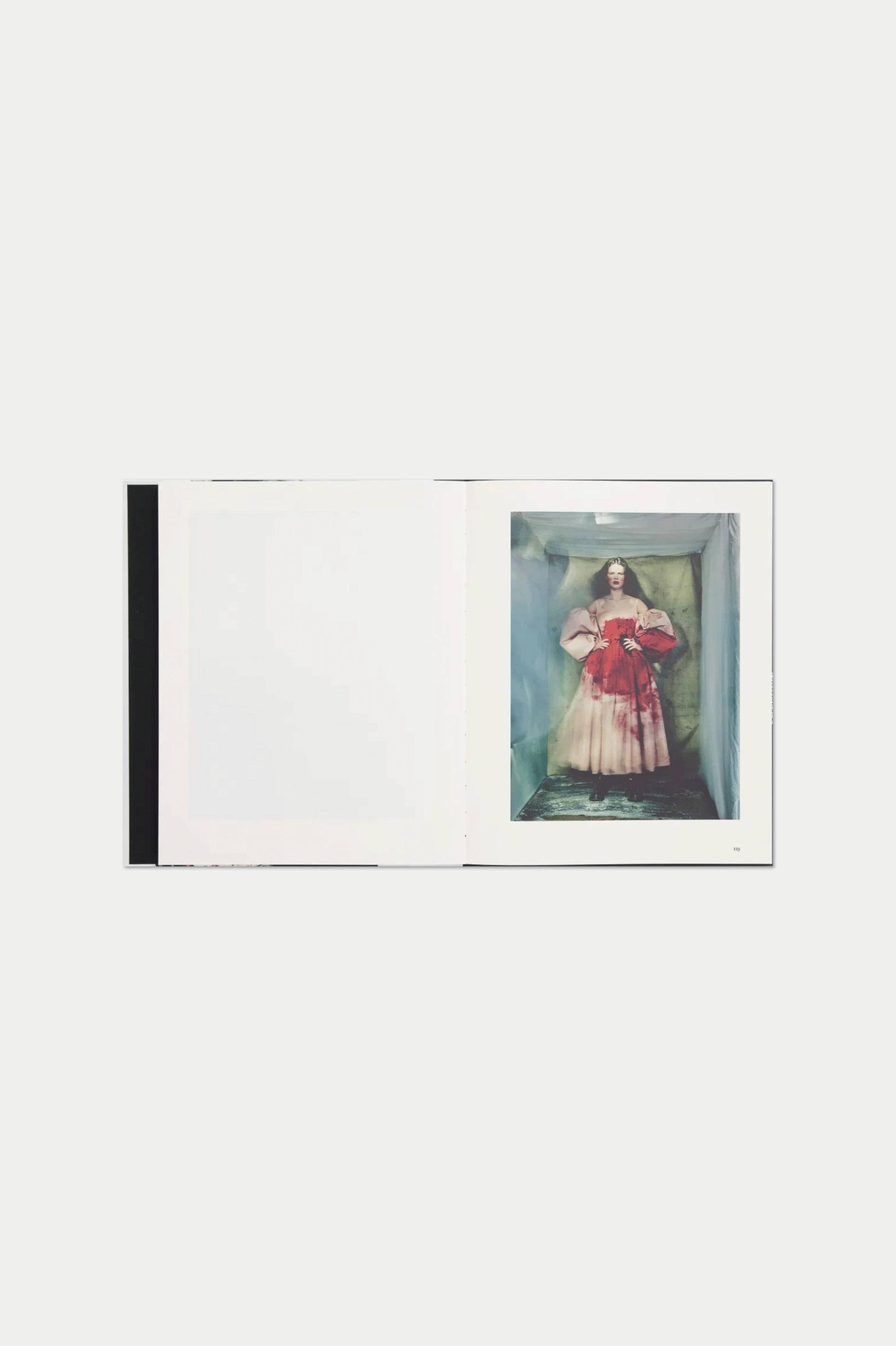 Paolo Roversi Palais Galliera 2024 - 0fr. Tokyo – BOUTIQUE