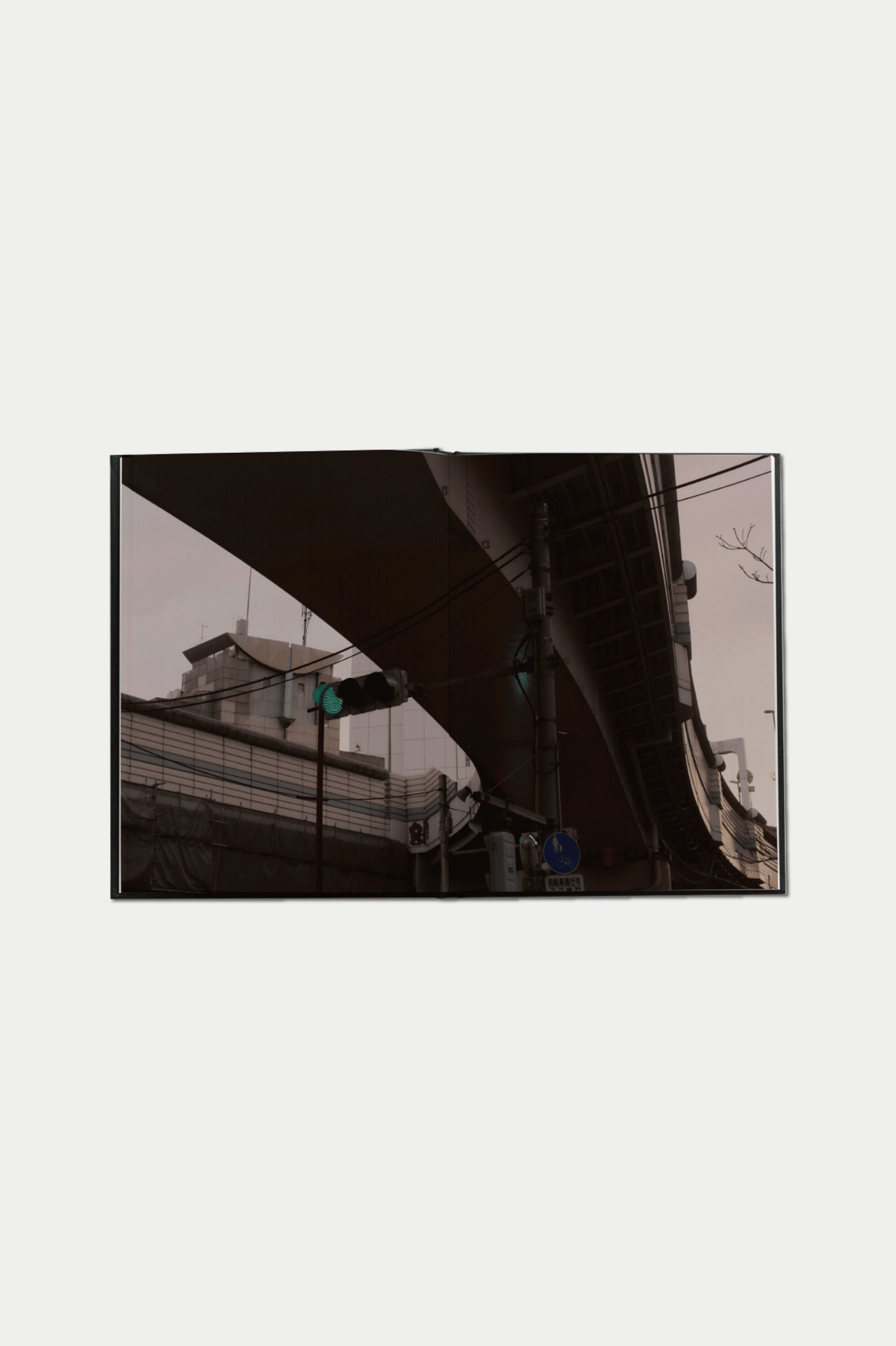 SHADOWS 影 BOOK John Clayton Lee