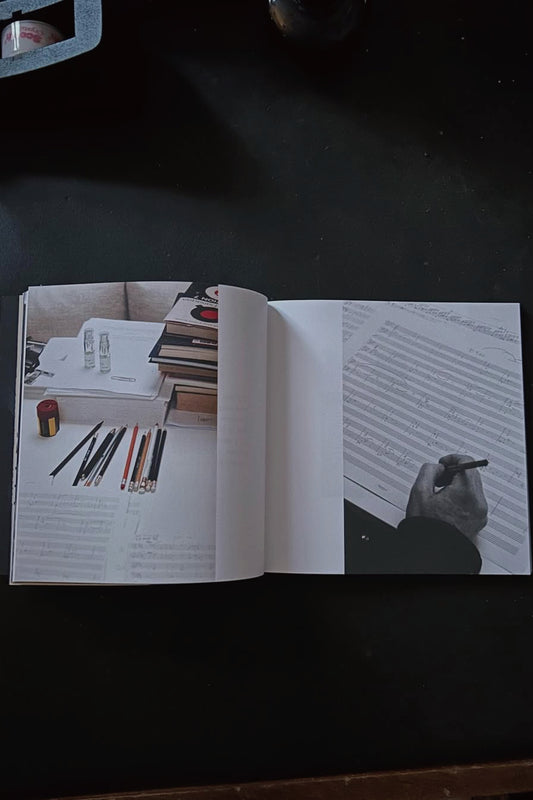 THE HINTERLAND OF THE SENSES - Comme des Garçons Parfums composer by Max Richter