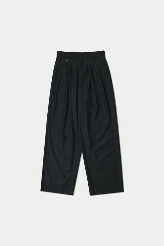 Ultrawidepleated Black/White Thin Checked